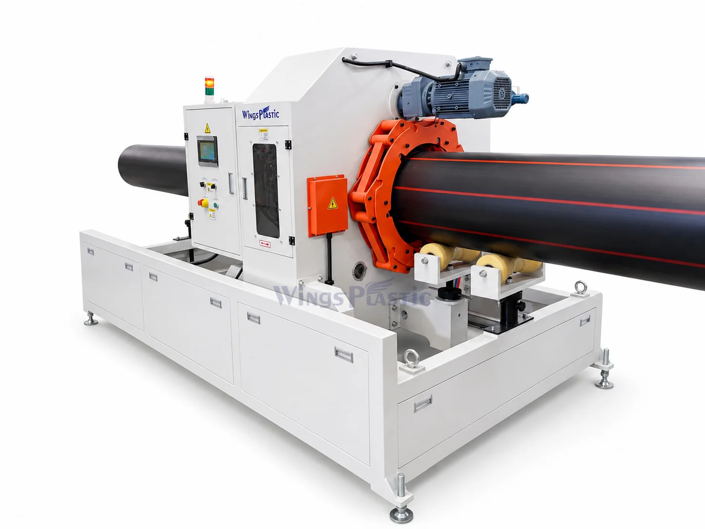 Pipe cutting machine